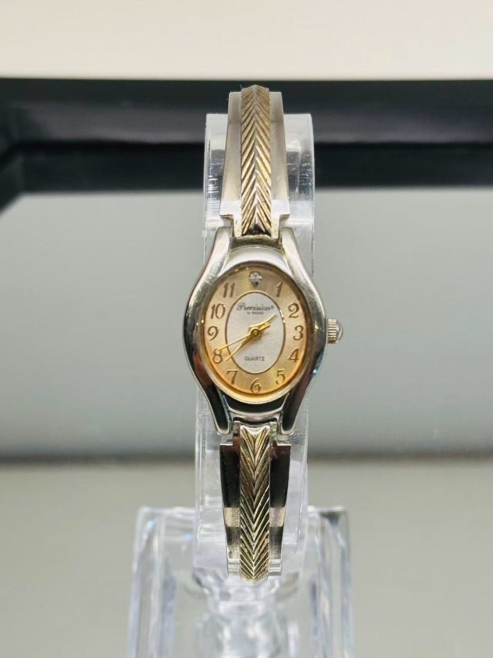Vintage Precision Quartz Ladies Watch Bangle Bracelet New Battery Running